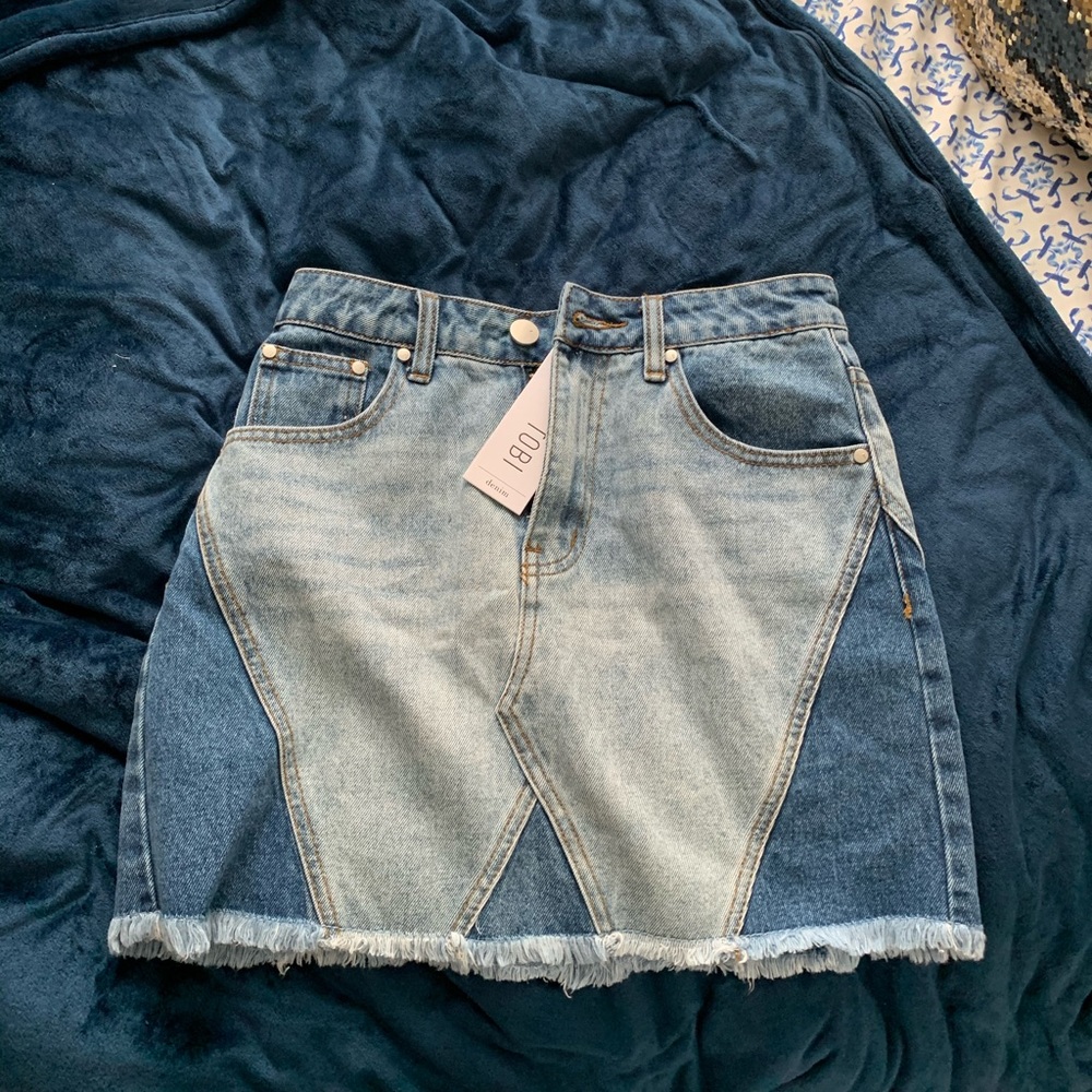 Cute denim skirt